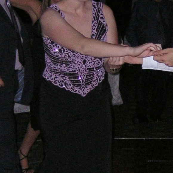 Beautiful Evening Halter Top from Cartise International - Picture 9 of 9